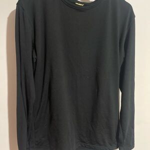 Weerti Black Long-Sleeve Crewneck Shirt